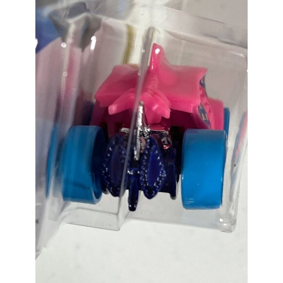 Hot Wheels Piranha Terror HW Mega Bite 2024 Mainline 87/250 Pink Diecast Car - Picture 6 of 7